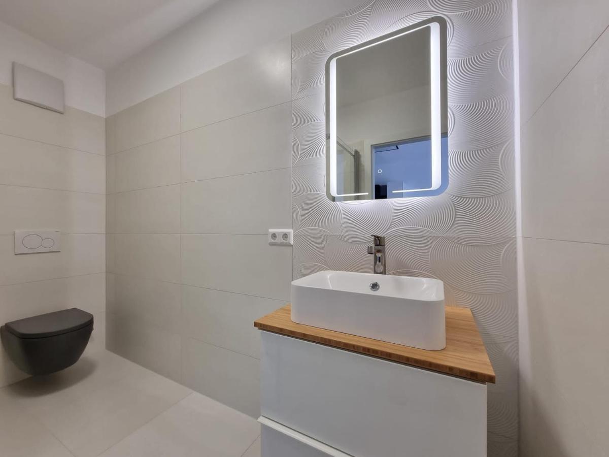 Bamo Studio - City Living Downtown Klagenfurt am Woerthersee Exteriör bild