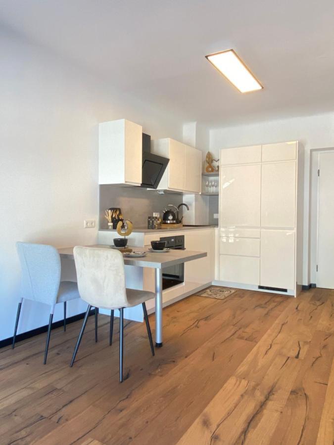 Bamo Studio - City Living Downtown Klagenfurt am Woerthersee Exteriör bild