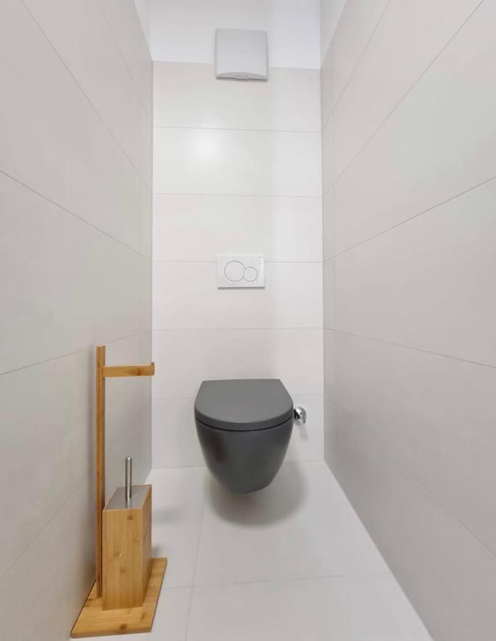 Bamo Studio - City Living Downtown Klagenfurt am Woerthersee Exteriör bild